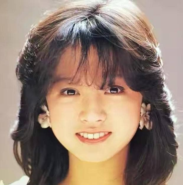 Akina Nakamori